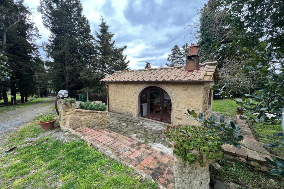 Podere Mona Pomarance Εξωτερικό φωτογραφία